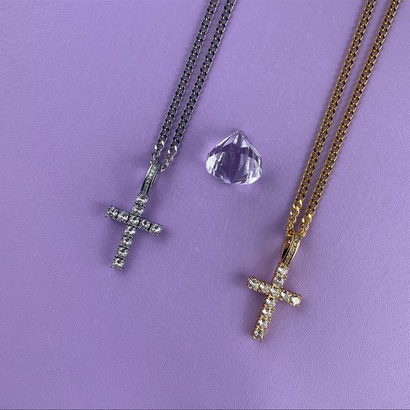 Stainless steel gold or silver necklace ; size 16 & size 18 available - Picture 1 of 2